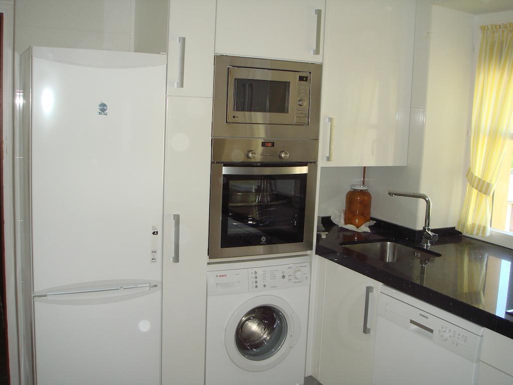 Apartamentos Valles Broto Ruang foto